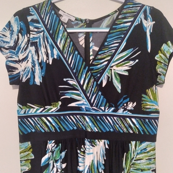 Dressbarn Stretchy Colorful Leaf Print Mock Wrap Bust Midi Dress - Picture 4 of 7